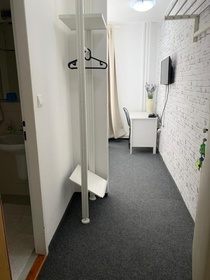 特尔纳瓦 假日旅馆酒店 外观 照片